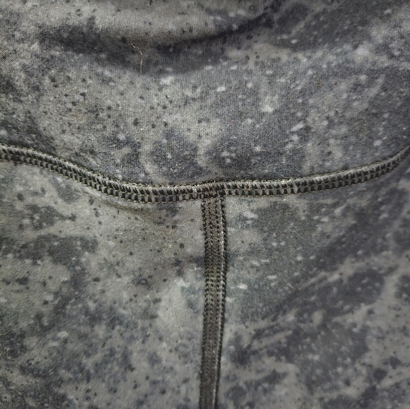 Scorpio Sol grey on black leggings sz.M - Picture 3 of 8